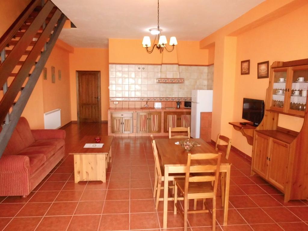 Apartamentos Trinidad Alange Pokój zdjęcie